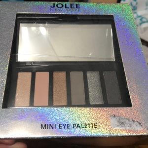 *Host Pick*eyeshadow palette